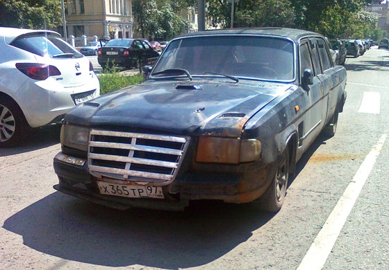 Волга Лимузин (вид спереди)